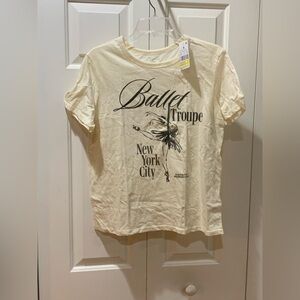 Zoe + Liv Ballet Troupe NYC graphic tee size Medium